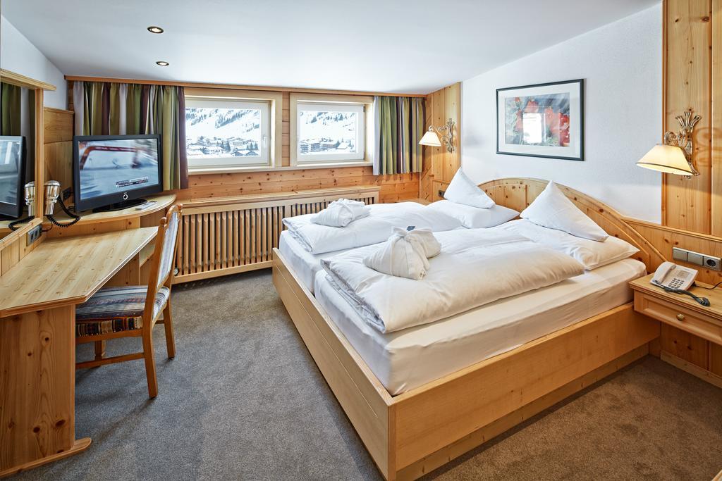 Hotel & Chalet Bellevue Lech am Arlberg Szoba fotó